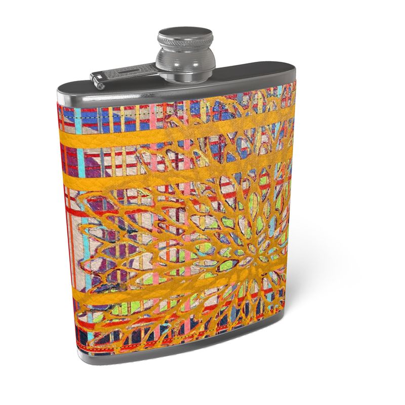 SYNAPSE Marlborough of England Hip Flask